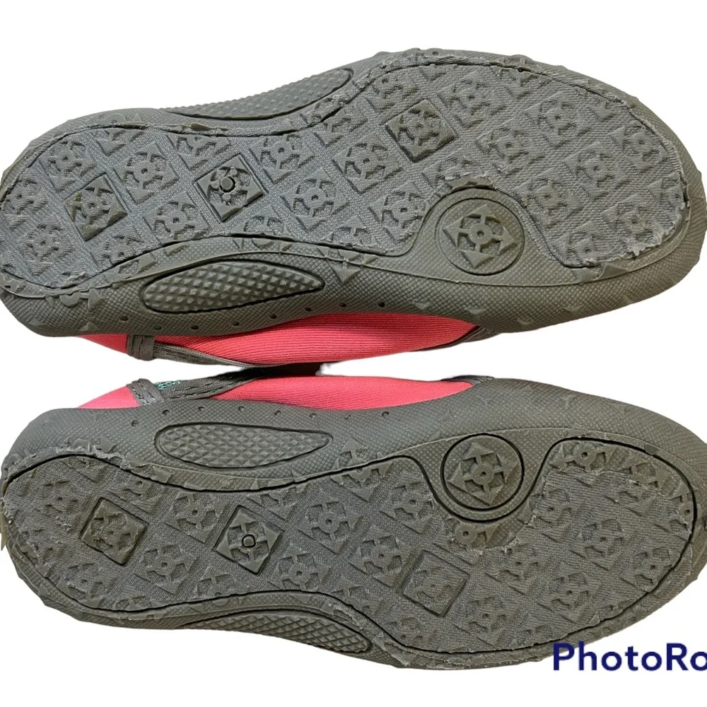 Girls, pink and blue water shoes, size 2–3